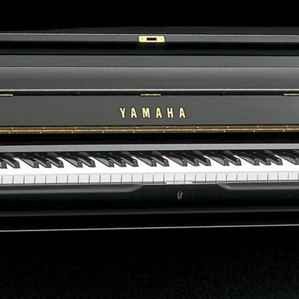 פסנתר YAMAHA UX