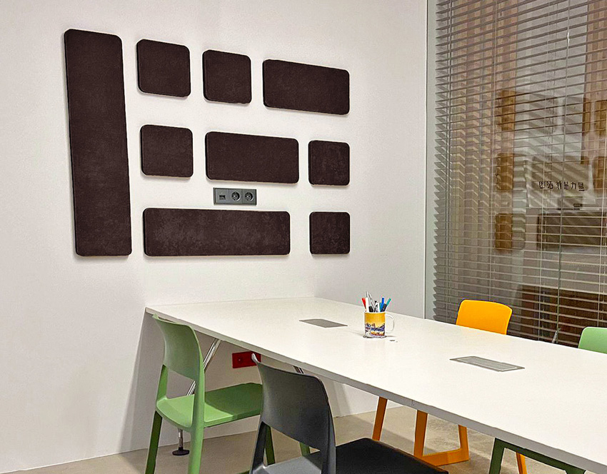 סט אקוסטיקה לאולפן הקלטות ומשרדים בצבע חום ISINAC HOME CUBE